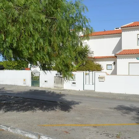 Guest house Ricardo Holidays At *